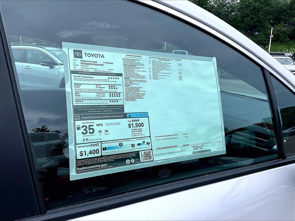 2026 Toyota Sienna — photo 18