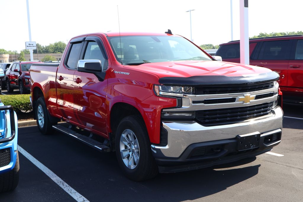 Thumbnail: 2019 Chevrolet Silverado 1500 - 3
