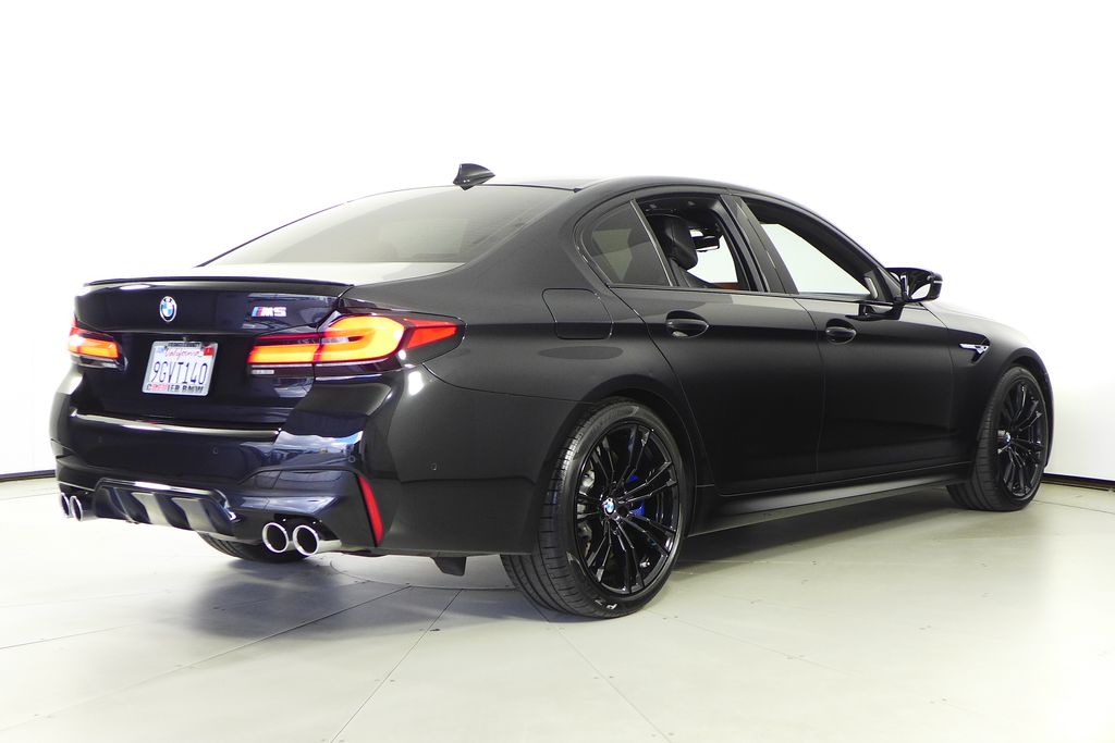 Thumbnail: 2023 BMW M5 - 7