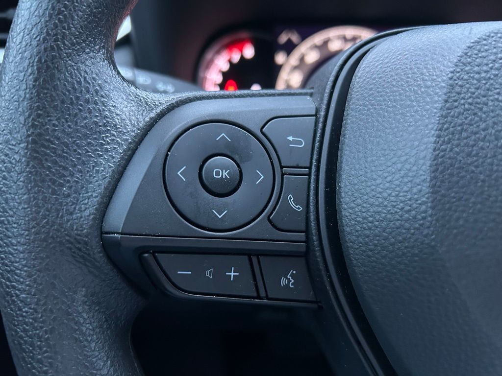 Thumbnail: 2024 Toyota RAV4 - 19