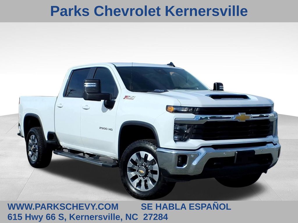 Summit White 2025 Chevrolet Silverado 2500HD LT Crew Cab 4WD Pickup Truck Four-Wheel Drive Automatic