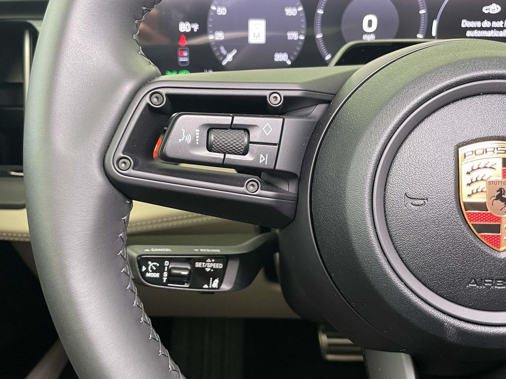 2026 Porsche Cayenne Base Green at Audi Porsche Sewickley