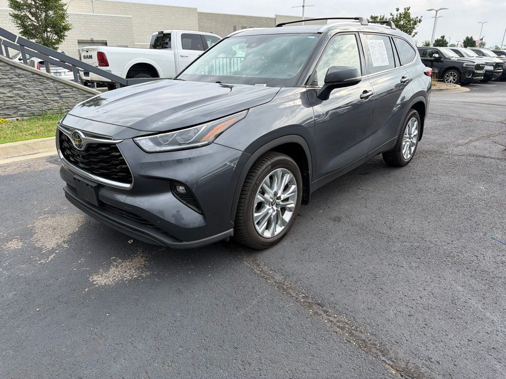 Used 2021 Gray Toyota Limited image 3