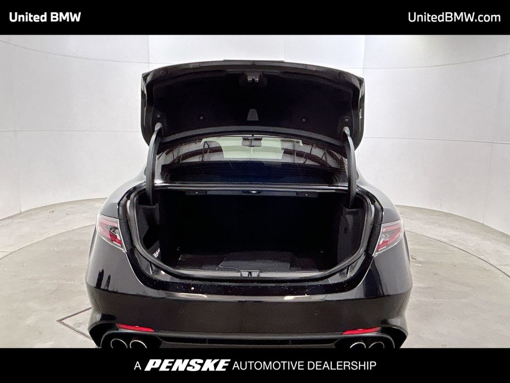 Thumbnail: 2024 Alfa Romeo Giulia - 21