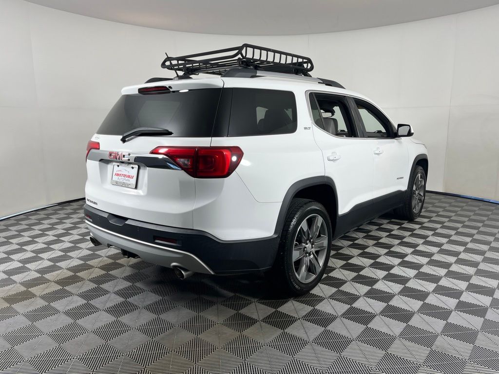 Thumbnail: 2017 GMC Acadia - 16