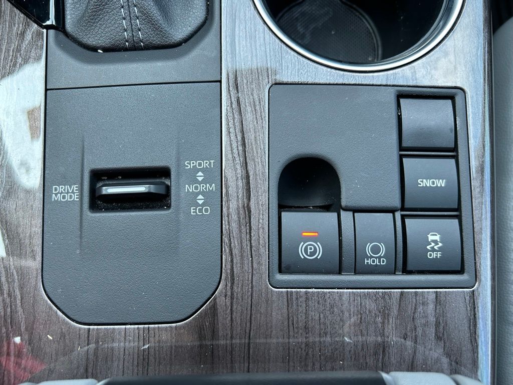 2024 Toyota Highlander Platinum 30