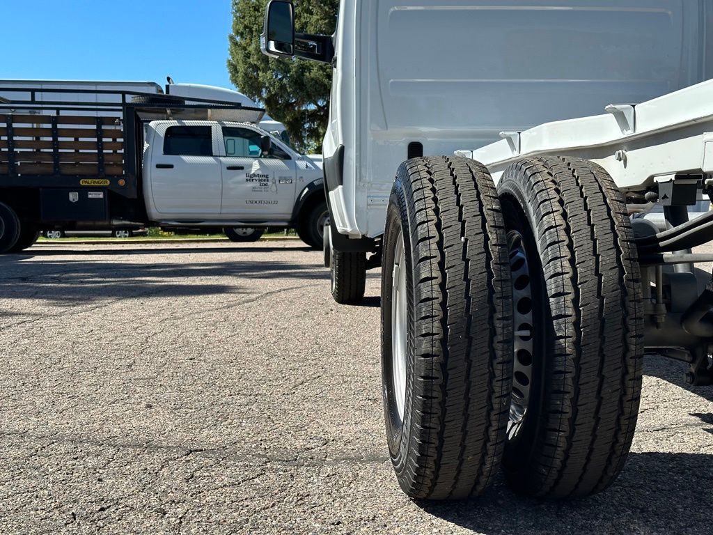 2023 Mercedes-Benz Sprinter 3500 Cab Chassis 170 WB 20