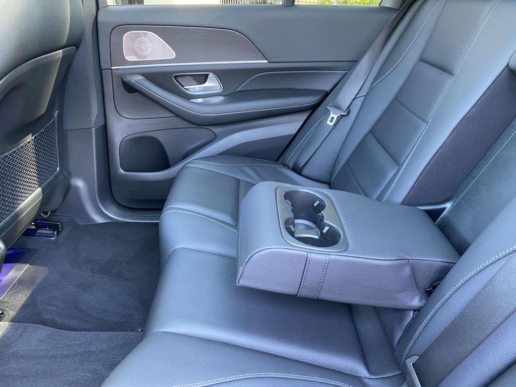 2025 Mercedes-Benz GLE 350 21