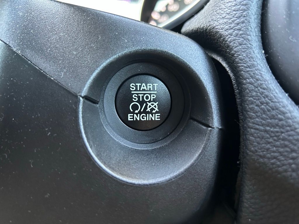 Thumbnail: 2020 Jeep Compass - 29