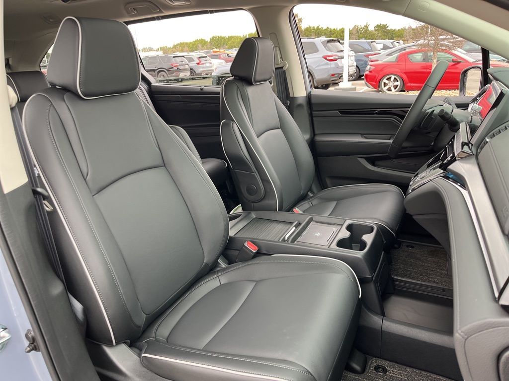 Thumbnail: 2026 Honda Odyssey - 30