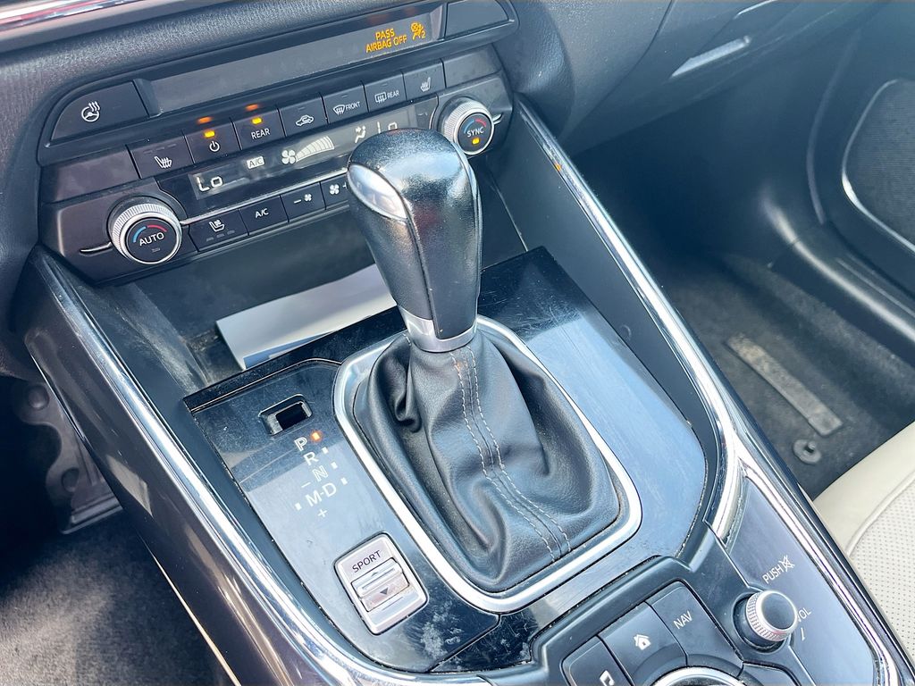 Used 2019 Silver Mazda Grand Touring image 16