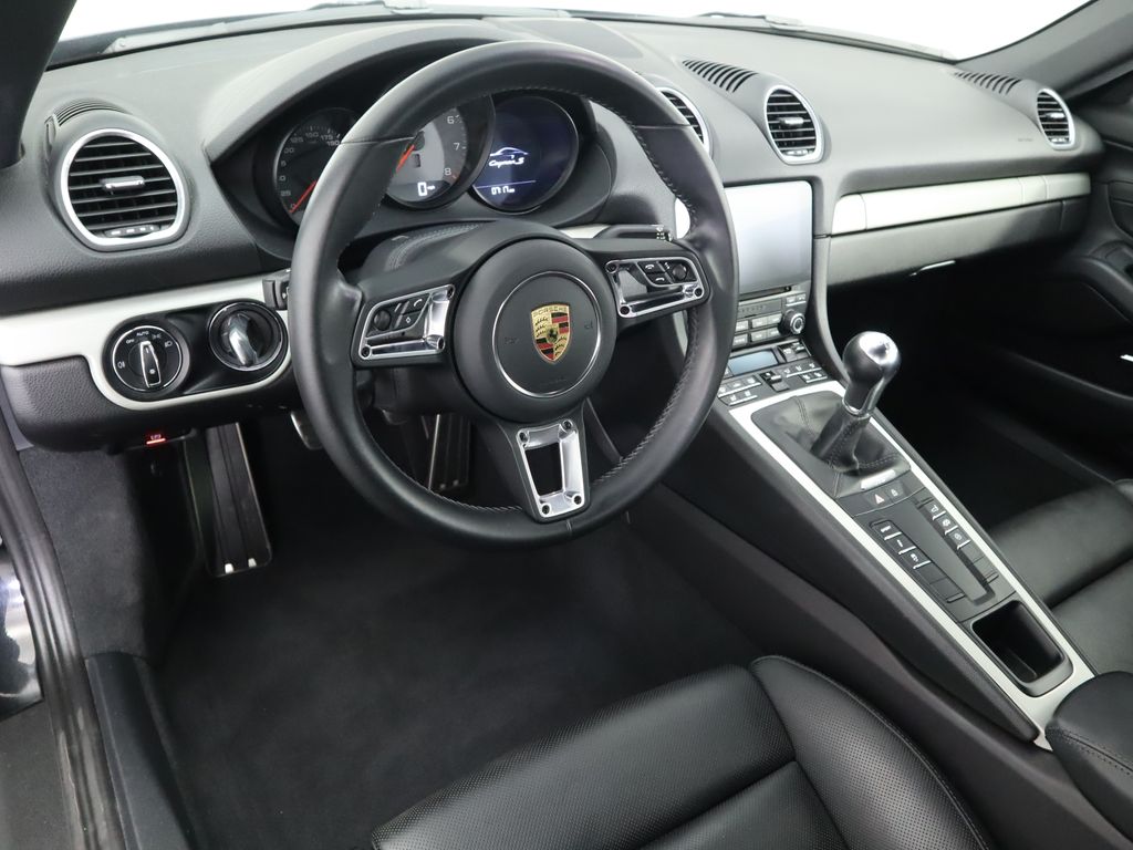 Thumbnail: 2021 Porsche 718 Cayman - 4