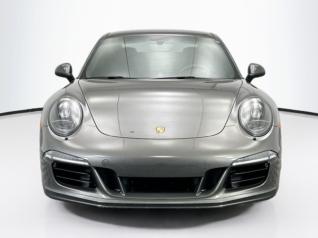 Thumbnail: 2016 Porsche 911 - 10