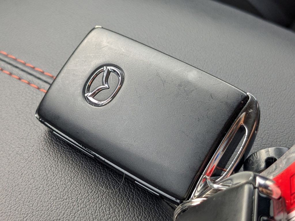 2025 Mazda CX-30 2.5 Carbon Turbo