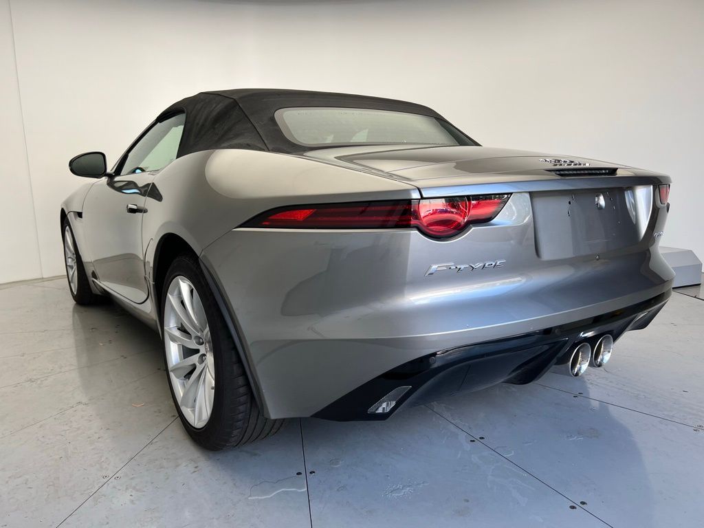 Thumbnail: 2019 Jaguar F-Type - 8