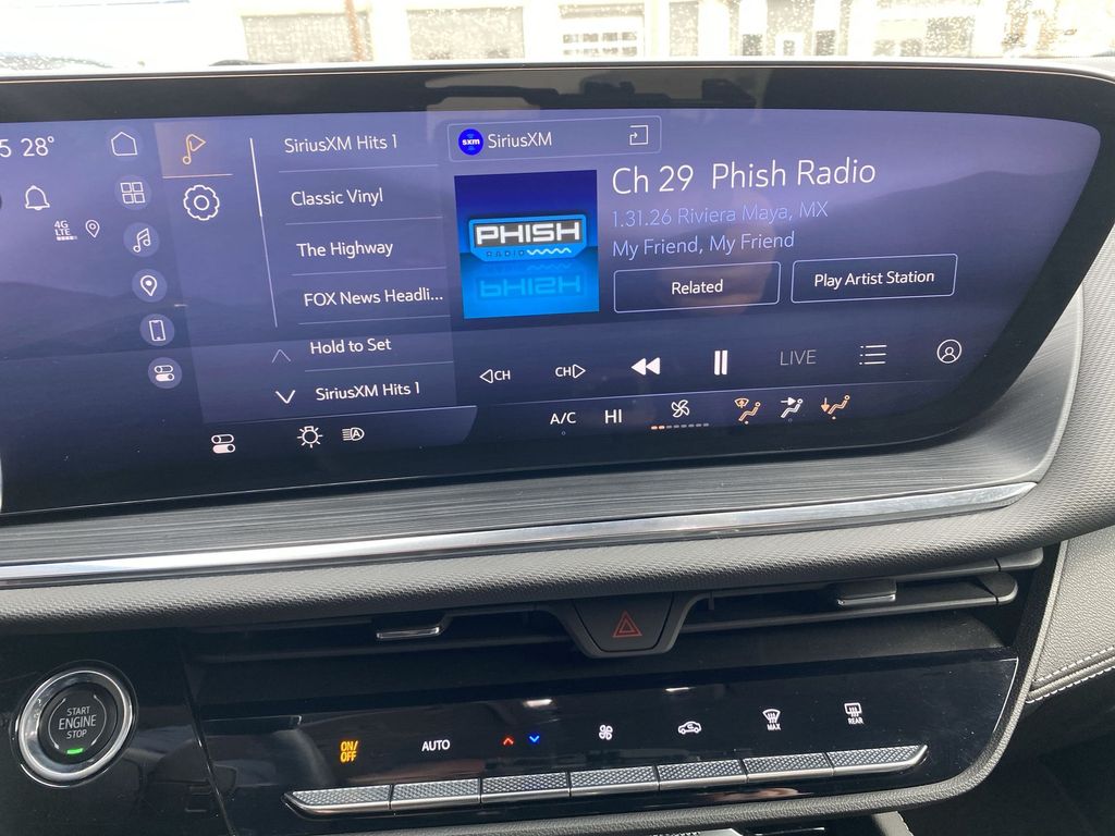 2025 Buick Envision Preferred - Photo 14