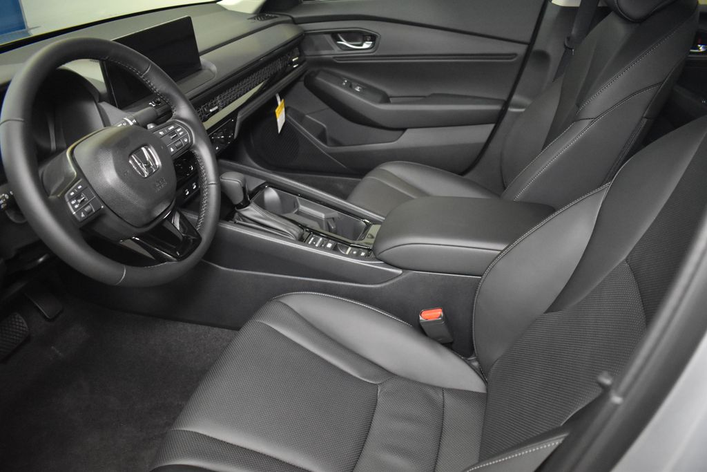 2025 Honda Accord EX-L 19