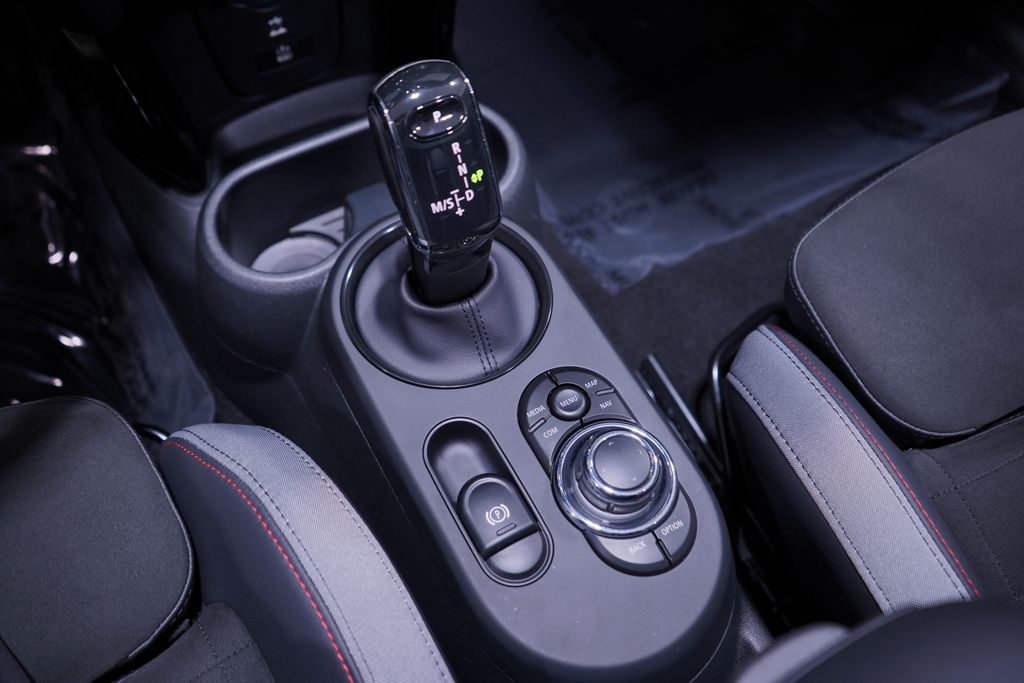 Thumbnail: 2023 MINI Cooper - 14