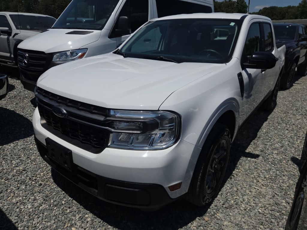 Oxford White 2024 Ford Maverick XLT SuperCrew FWD Pickup Truck Front-Wheel Drive Continuously Variable Transmission