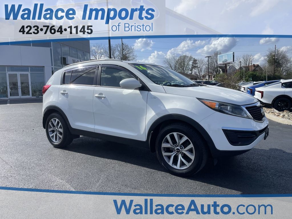 Clear White 2016 Kia Sportage LX AWD SUV / Crossover All-Wheel Drive 6-Speed Automatic