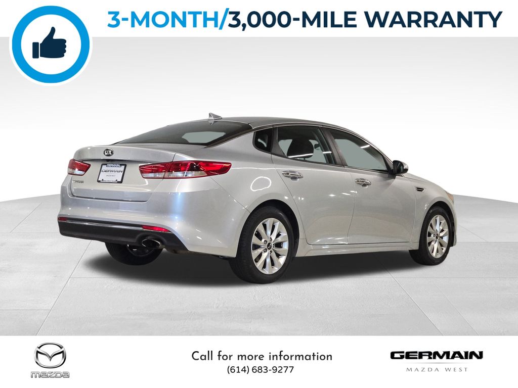 2017 Kia Optima LX photo 5