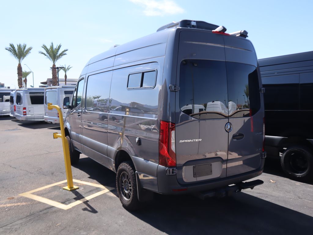 2024 Mercedes-Benz Sprinter 2500 6