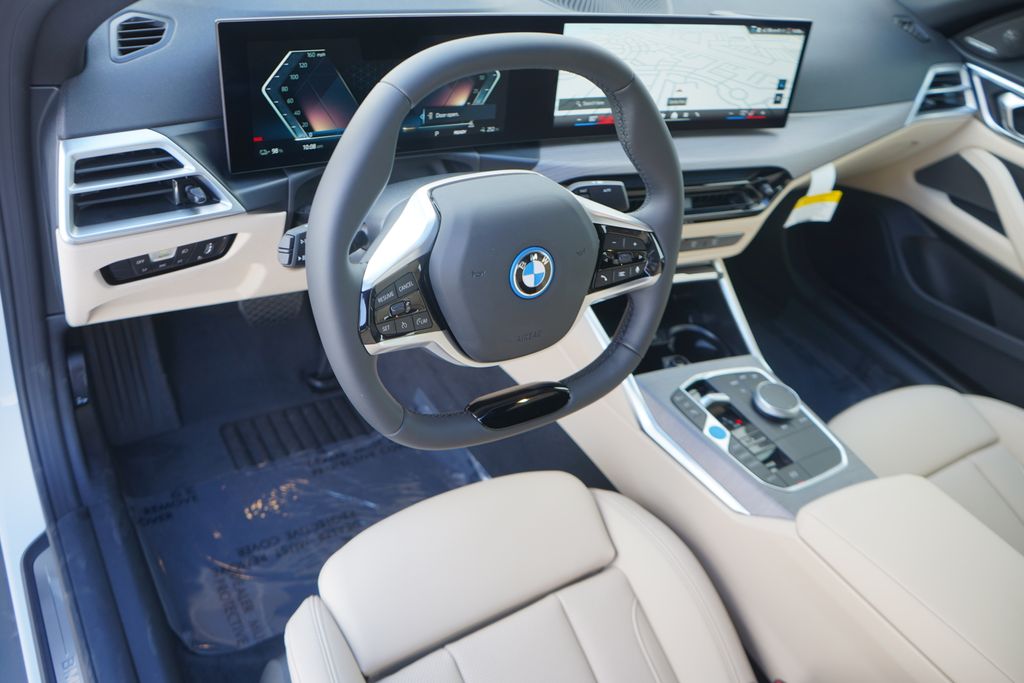 2025 BMW i4 xDrive40 12