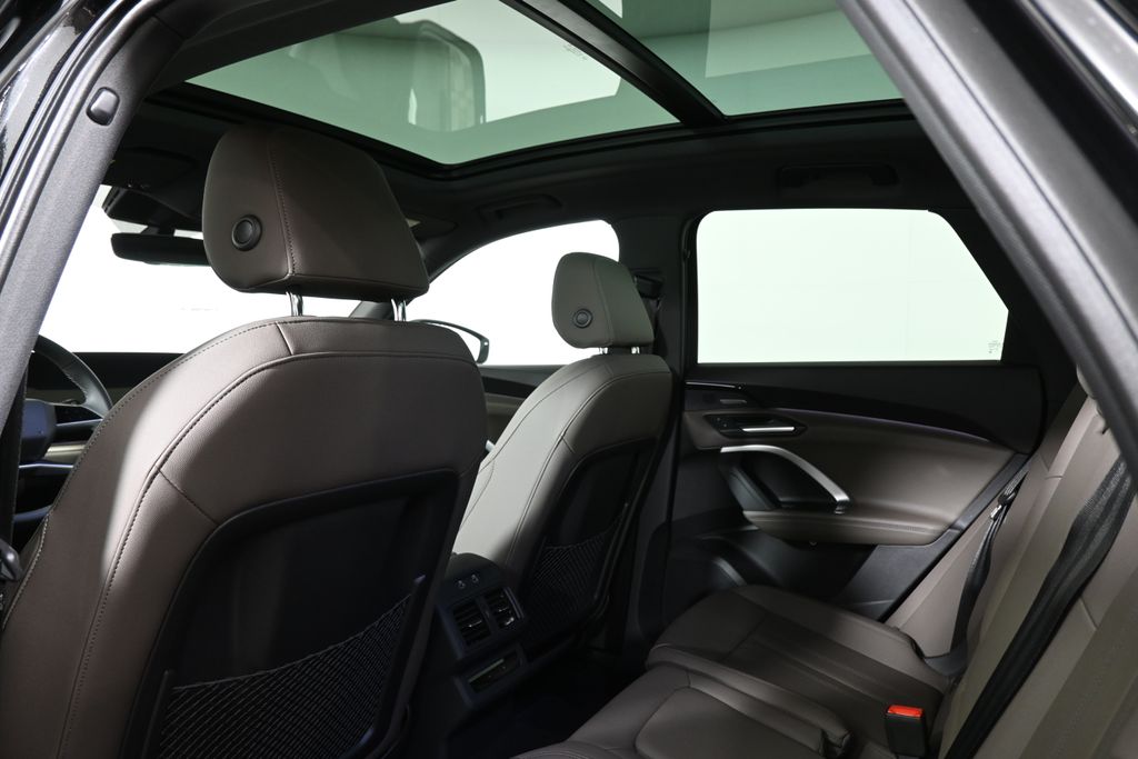 Thumbnail: 2025 Audi Q5 - 27