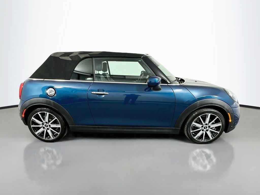 Thumbnail: 2021 MINI Cooper - 4