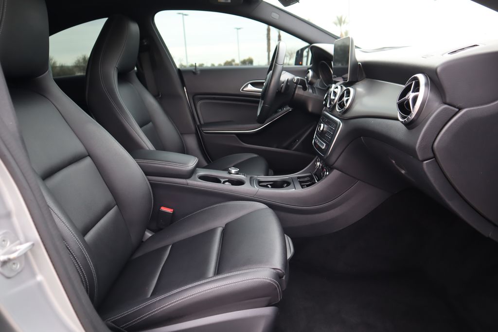 Thumbnail: 2017 Mercedes-Benz CLA - 19