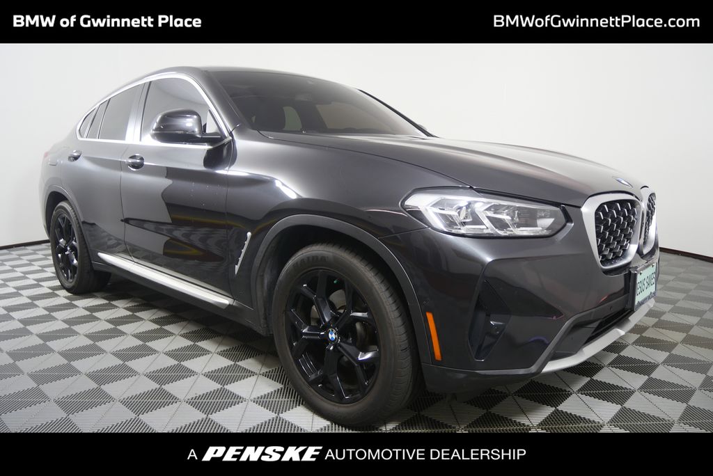 Thumbnail: 2022 BMW X4 - 1