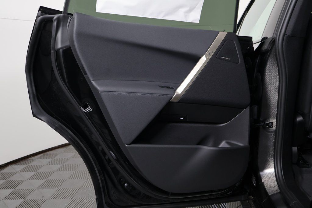 Thumbnail: 2026 BMW iX - 8