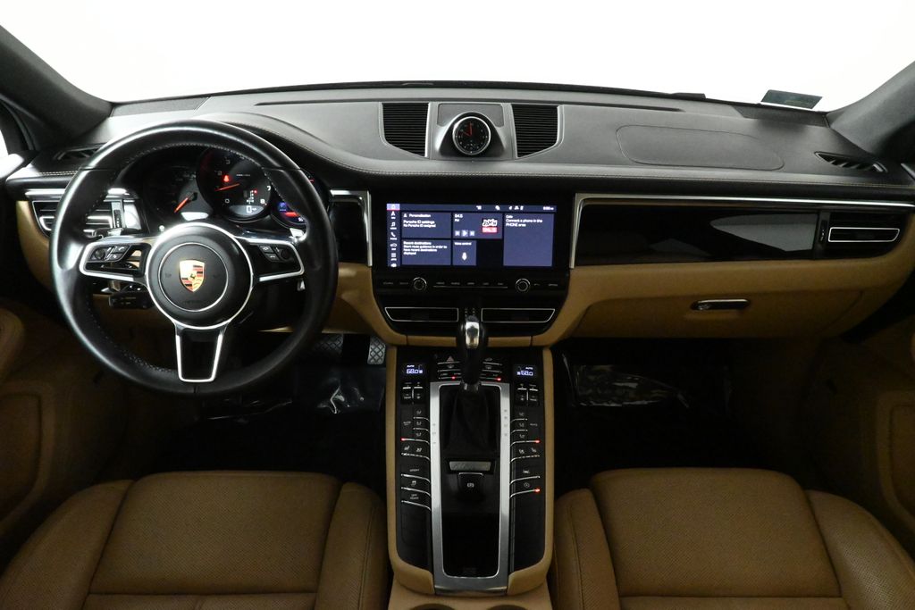 Thumbnail: 2019 Porsche Macan - 17