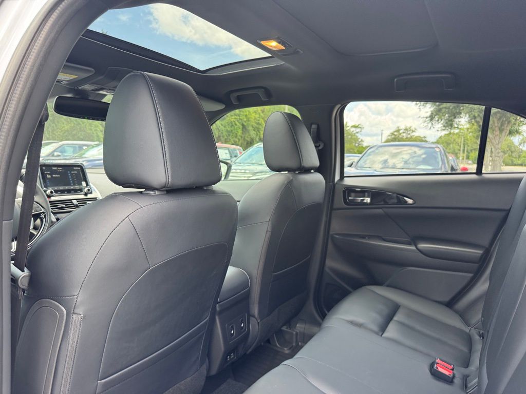 2025 Mitsubishi Eclipse Cross SEL photo 14