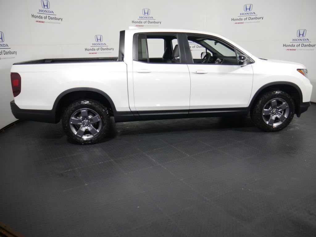 2025 Honda Ridgeline TrailSport 3