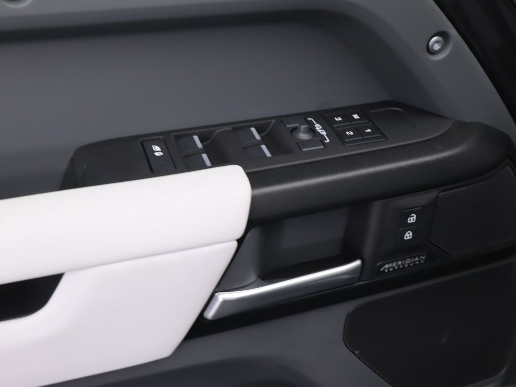 Thumbnail: 2026 Land Rover Defender - 25