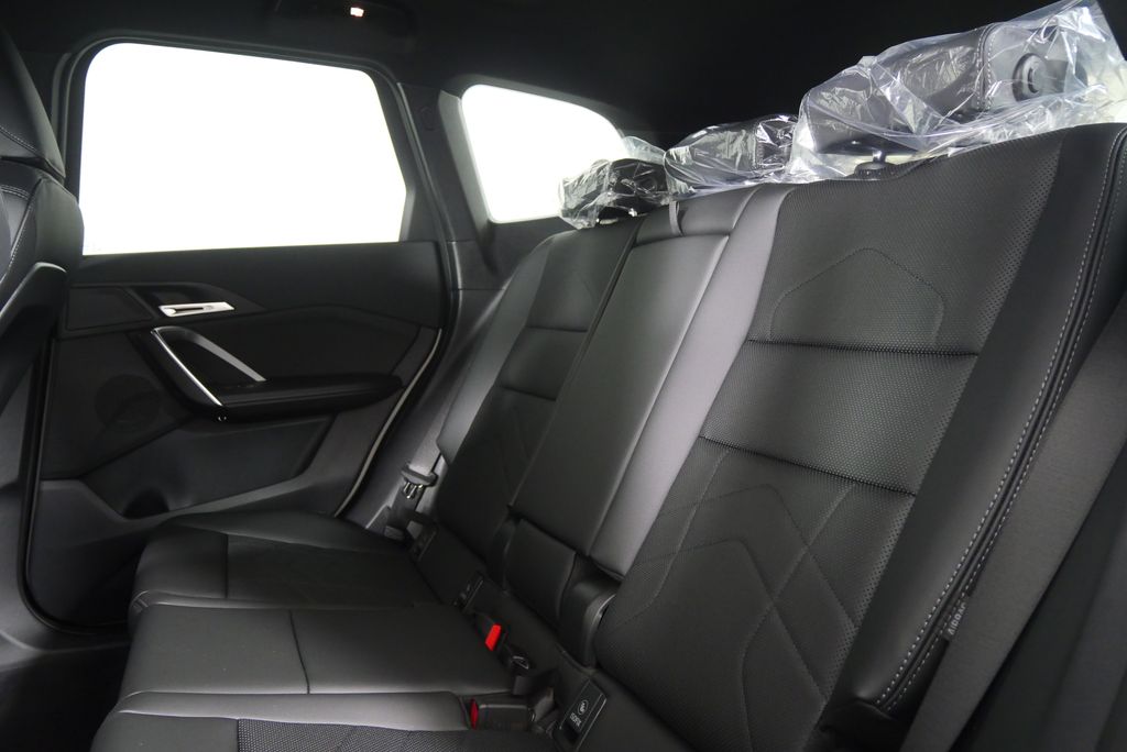 Thumbnail: 2026 BMW X1 - 15