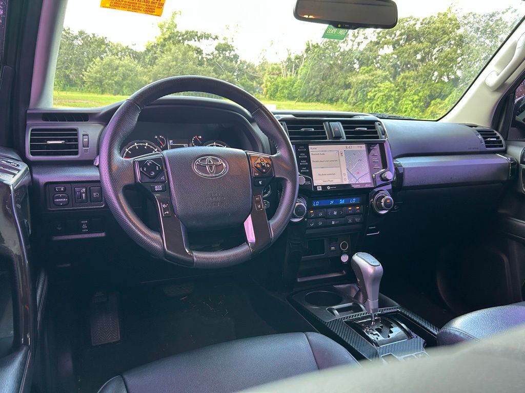 Thumbnail: 2020 Toyota 4Runner - 12