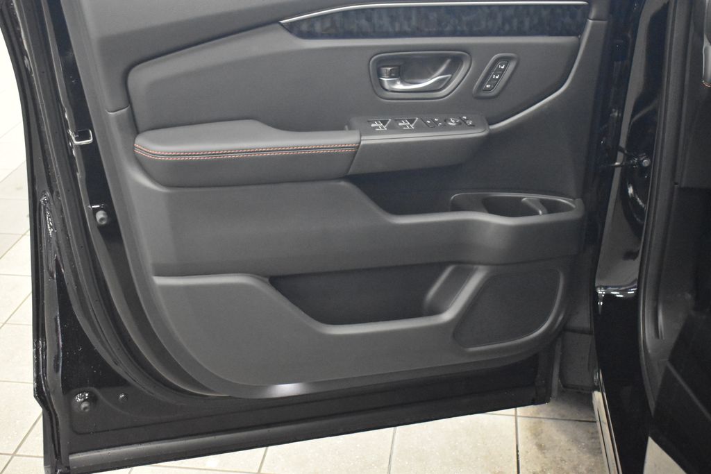 Thumbnail: 2026 Honda Passport - 8