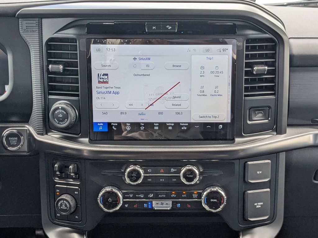 2025 Ford F-150 LARIAT