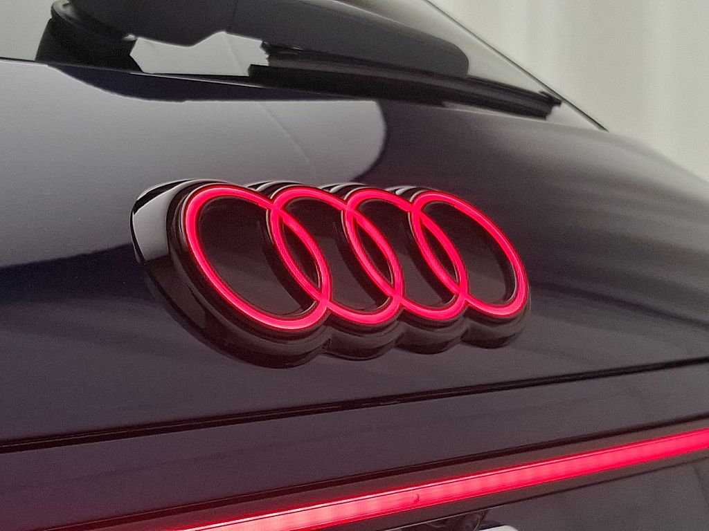 Thumbnail: 2026 Audi Q3 - 20