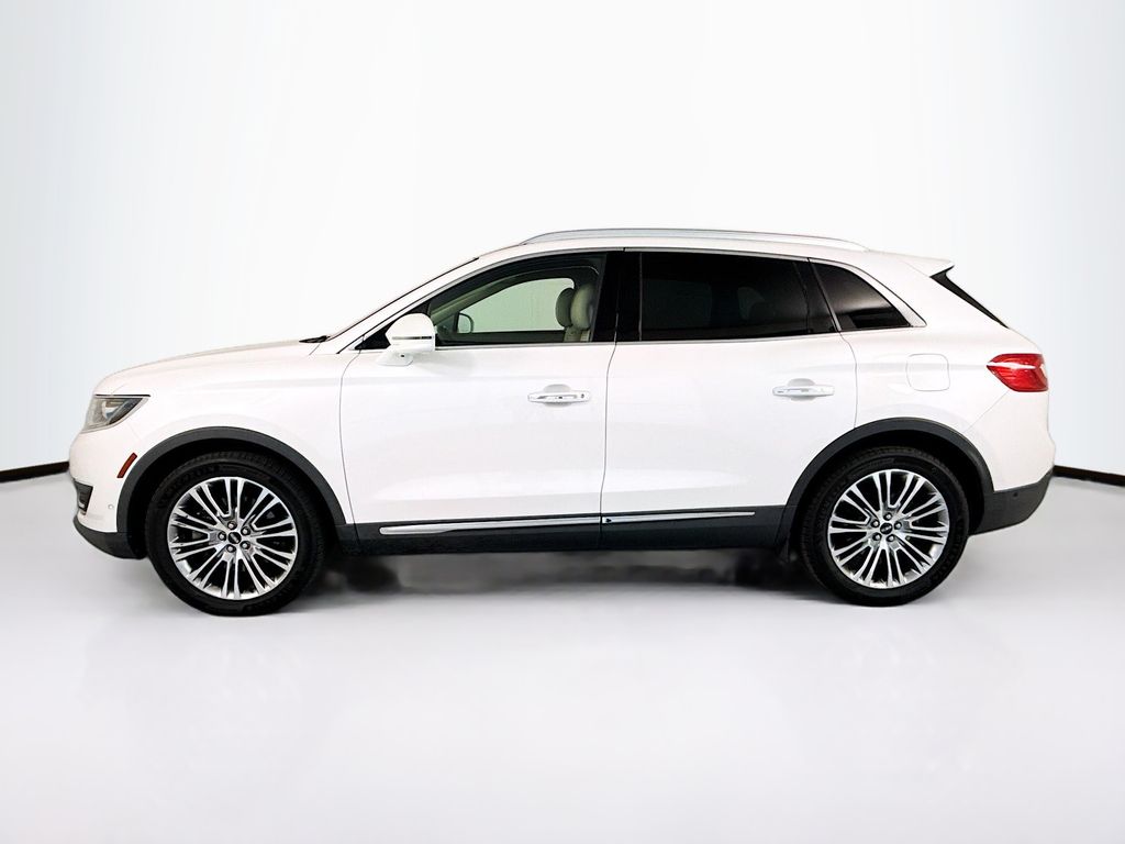 Thumbnail: 2017 Lincoln MKX - 8