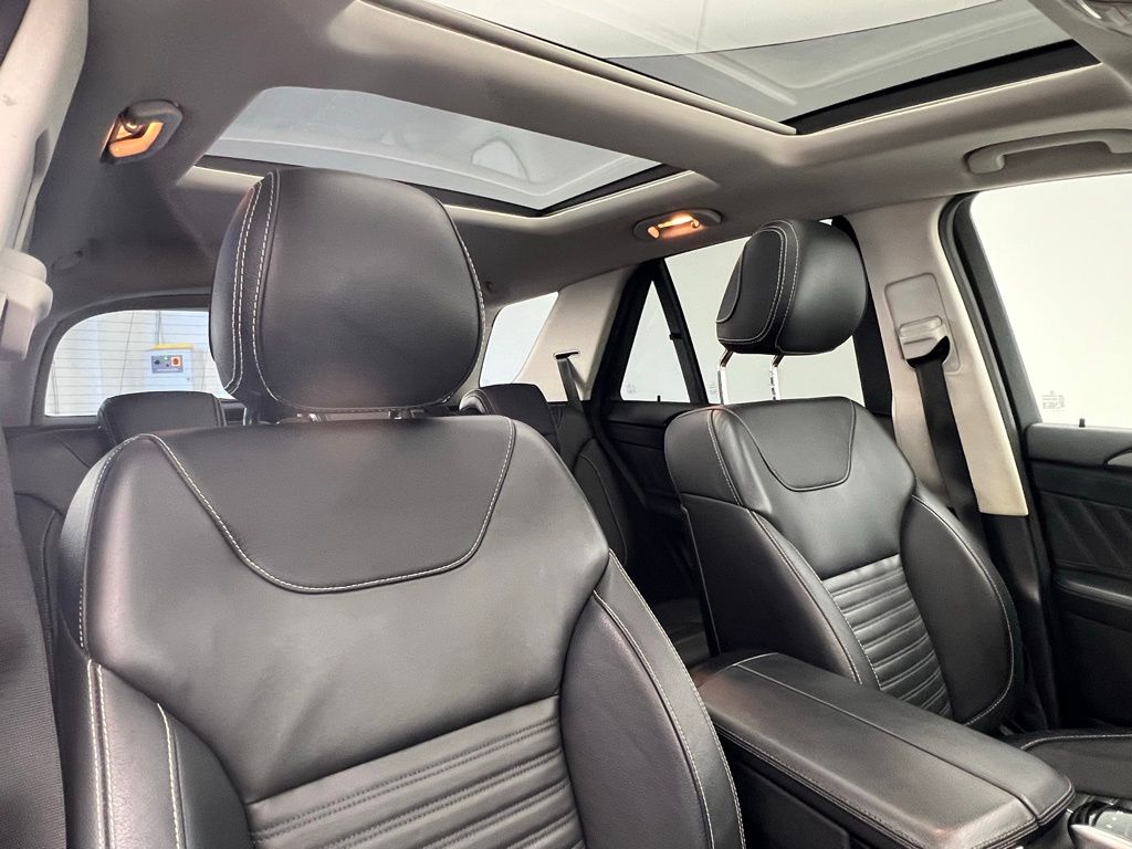 Thumbnail: 2018 Mercedes-Benz GLE - 7