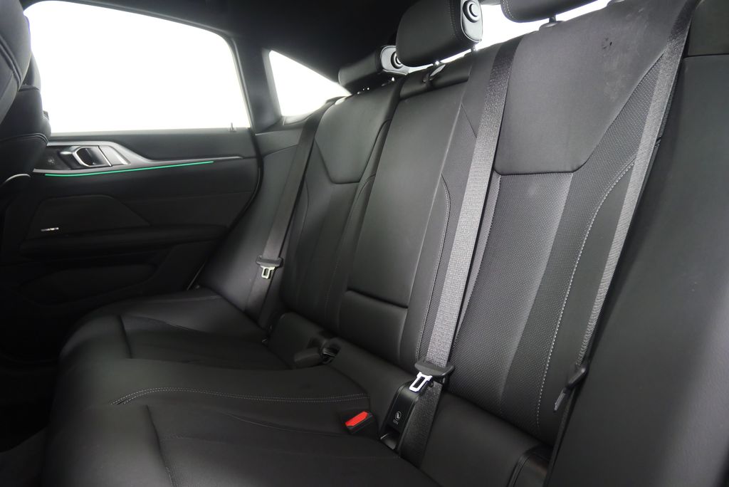 Thumbnail: 2025 BMW 4 Series - 16