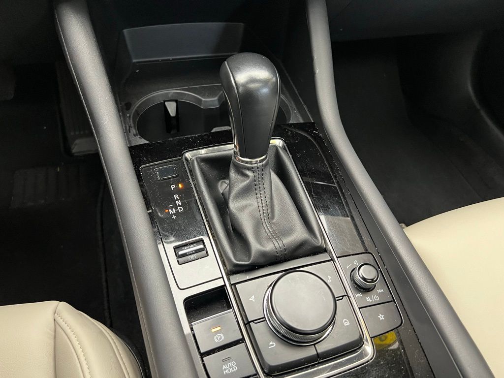 Thumbnail: 2021 Mazda Mazda3 - 11