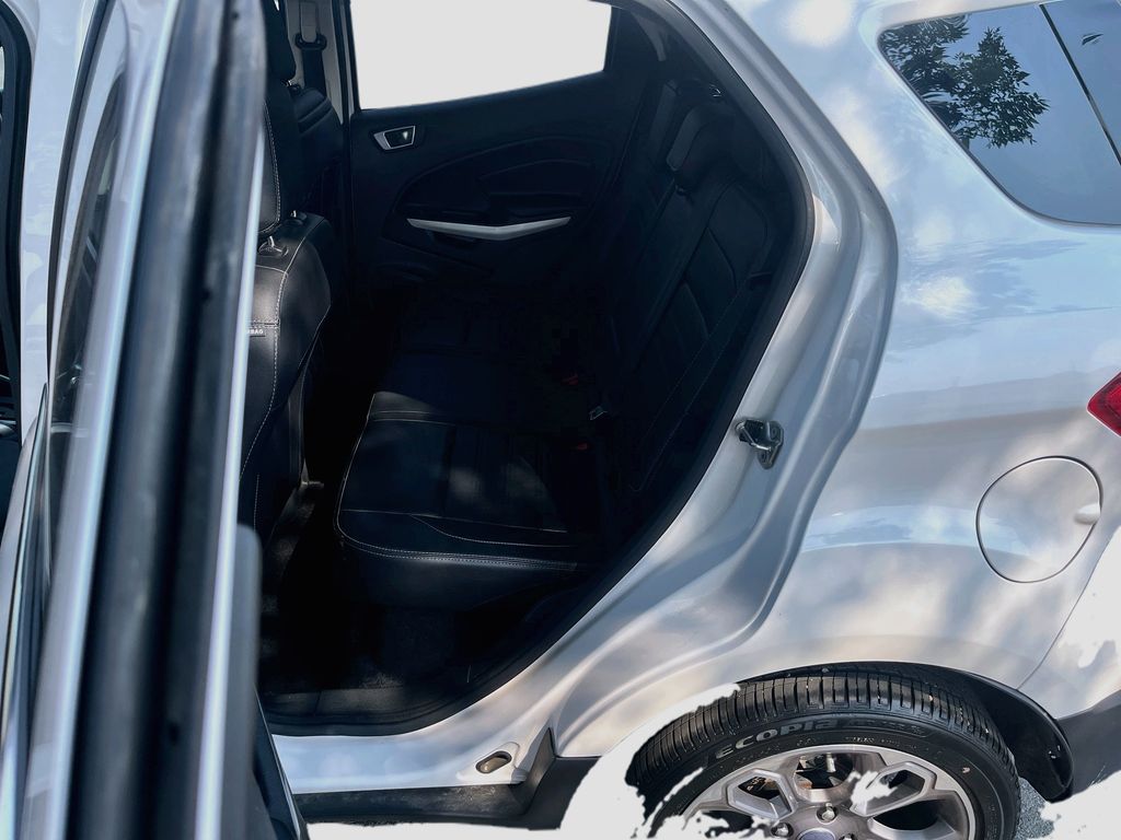 Used 2021 White Ford Titanium image 25