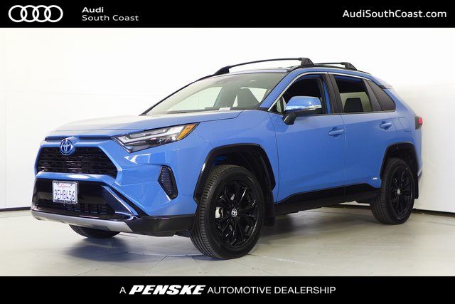 2023 Toyota RAV4 SE -
                Santa Ana, CA