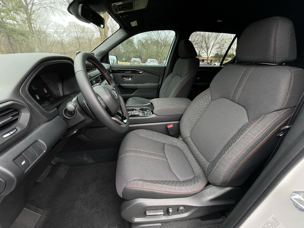 Thumbnail: 2026 Honda Pilot - 27