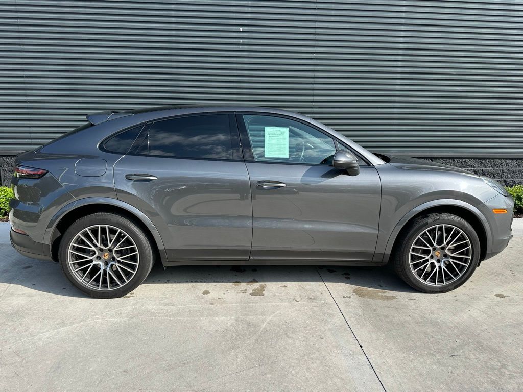 2023 Porsche   8