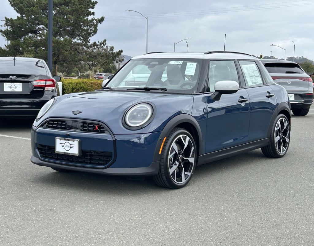 C6f 2027 MINI Cooper Hatchback Front-Wheel Drive 7-Speed Automatic